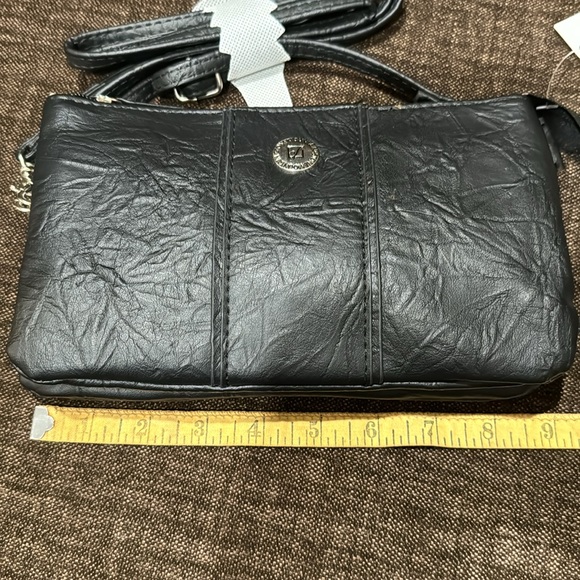 NWT Leather Three Section Crossbody Purse - Picture 3 of 11